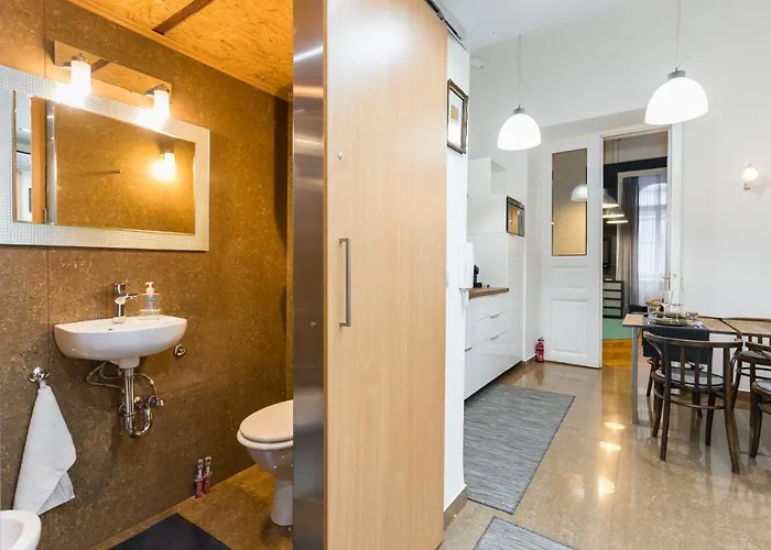 Z Loft Apartment-1 Br- Downtown
