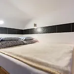 Z Loft Apartment-1 Br- Downtown Apartament *
