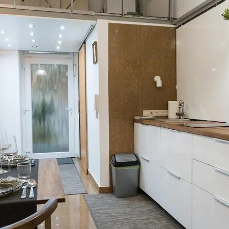 Z Loft Apartment-1 Br- Downtown * בודפשט