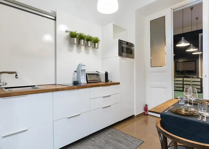 Z Loft Apartment-1 Br- Downtown