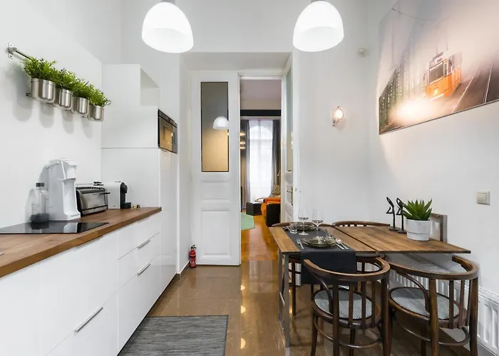 Daire Z Loft Apartment-1 Br- Downtown