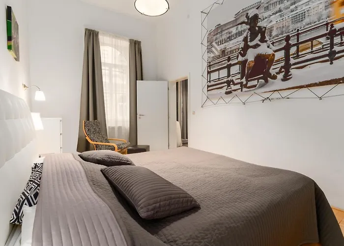Daire Z Loft Apartment-1 Br- Downtown *